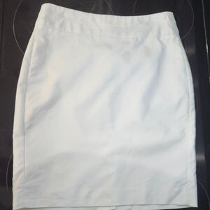 Banana Republic White Pencil Skirt Knee-Length Work